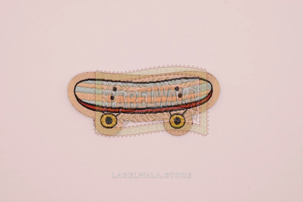 Sketing woven label
