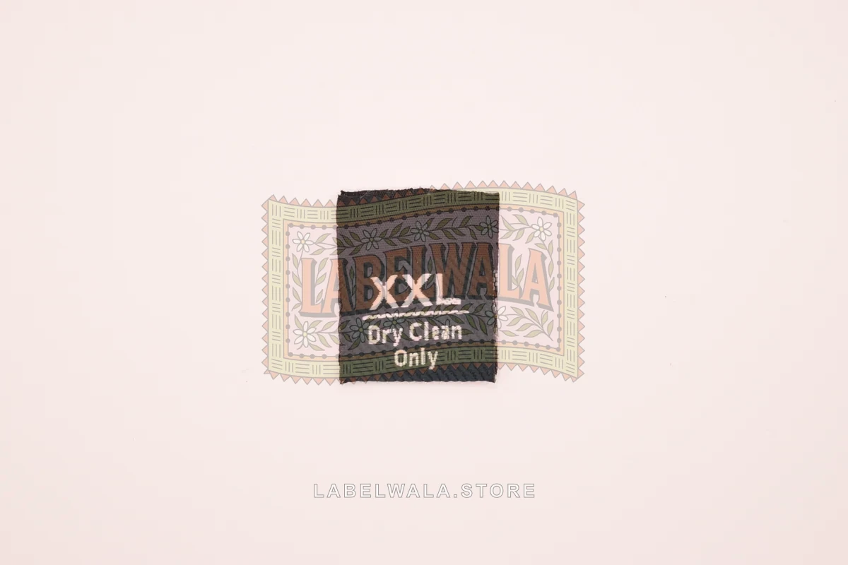 XXL woven garment size-label example